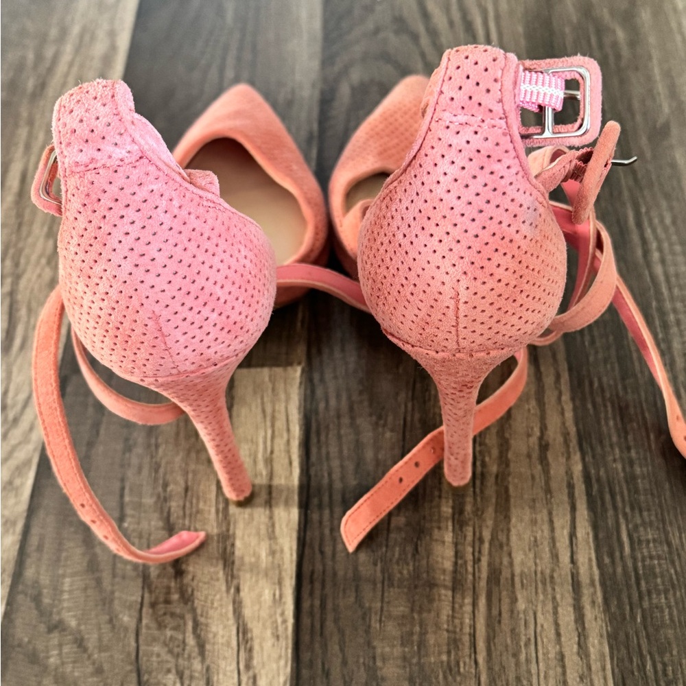 ⚠️Strappy Heels⚠️ - Picture 4 of 4